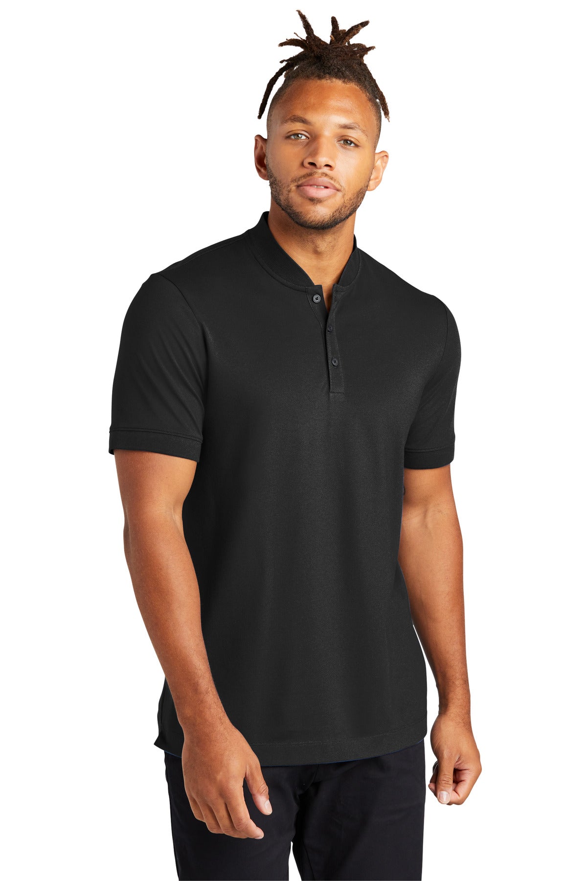 MM1008_deepblack_model_front.jpg