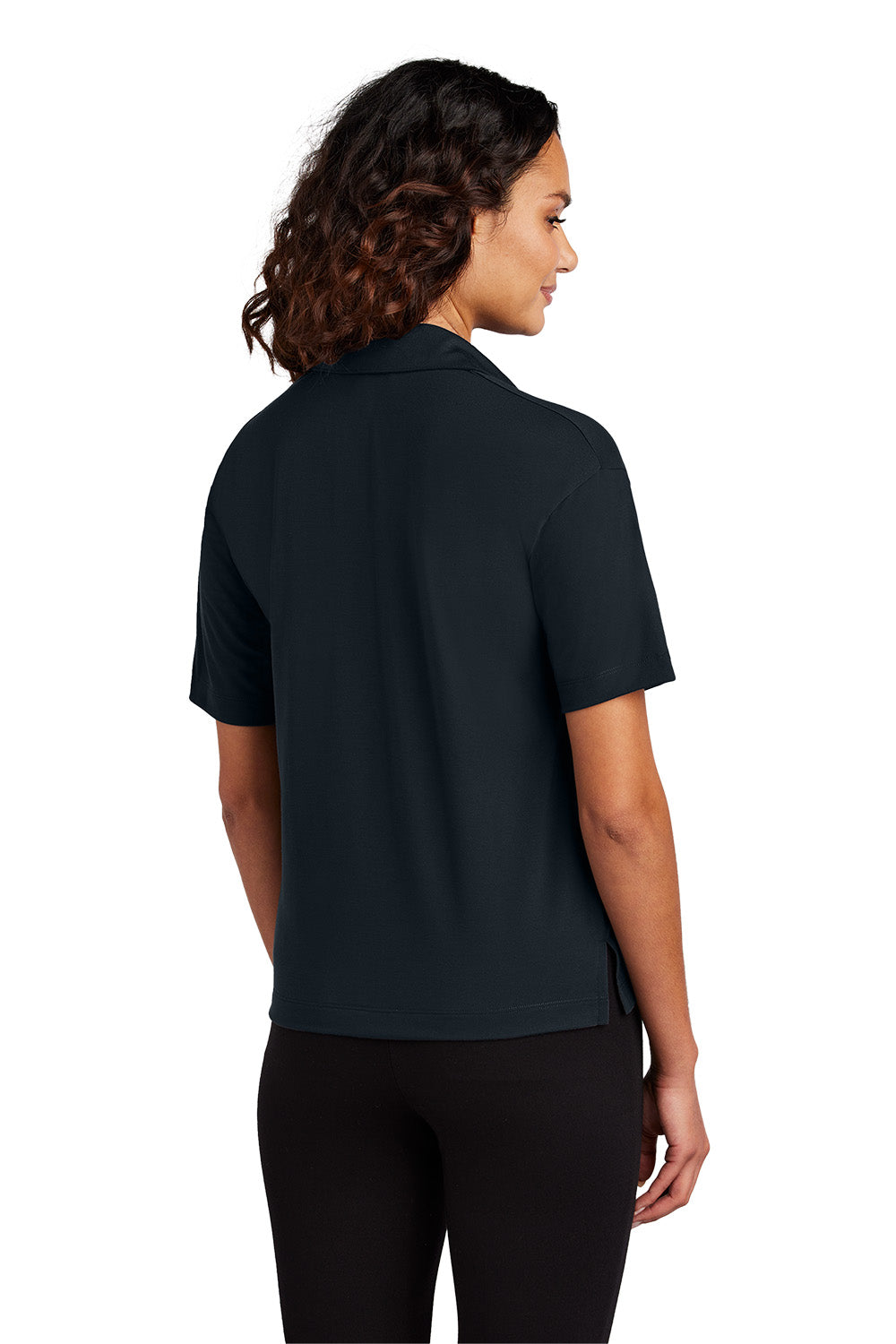 MM1015_NIGHTNAVY_Model_Back.jpg