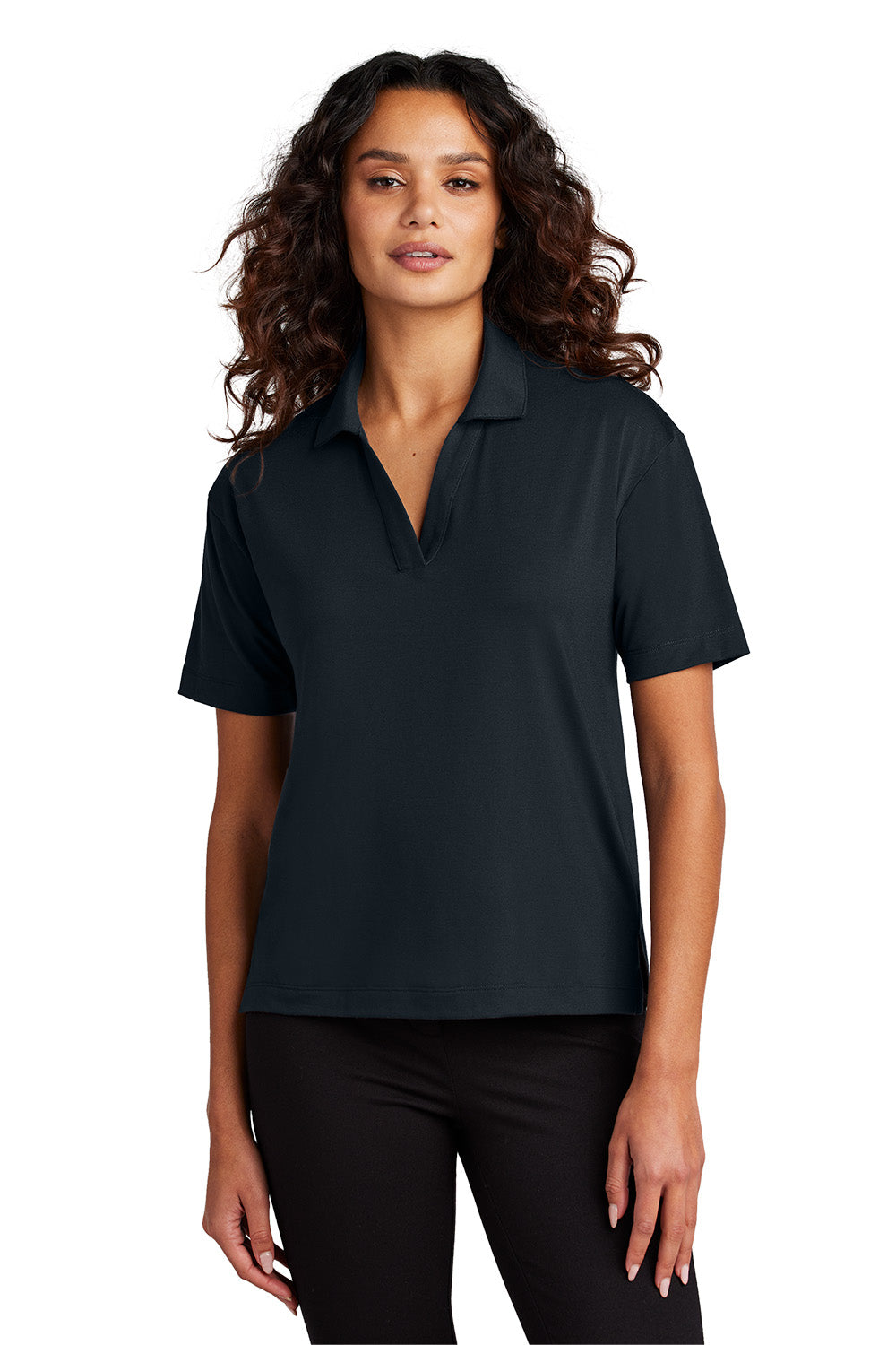 MM1015_NIGHTNAVY_Model_Front.jpg