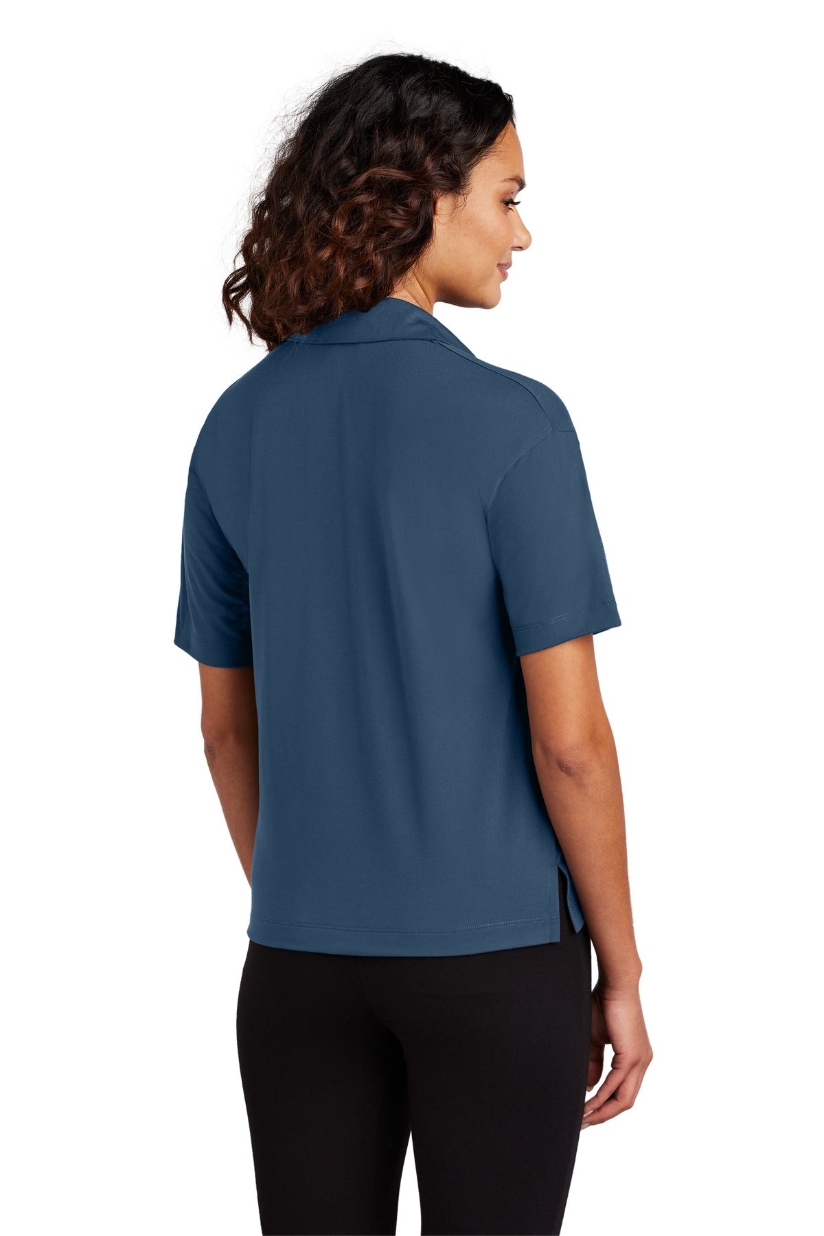 MM1015_insigniablue_model_back.jpg