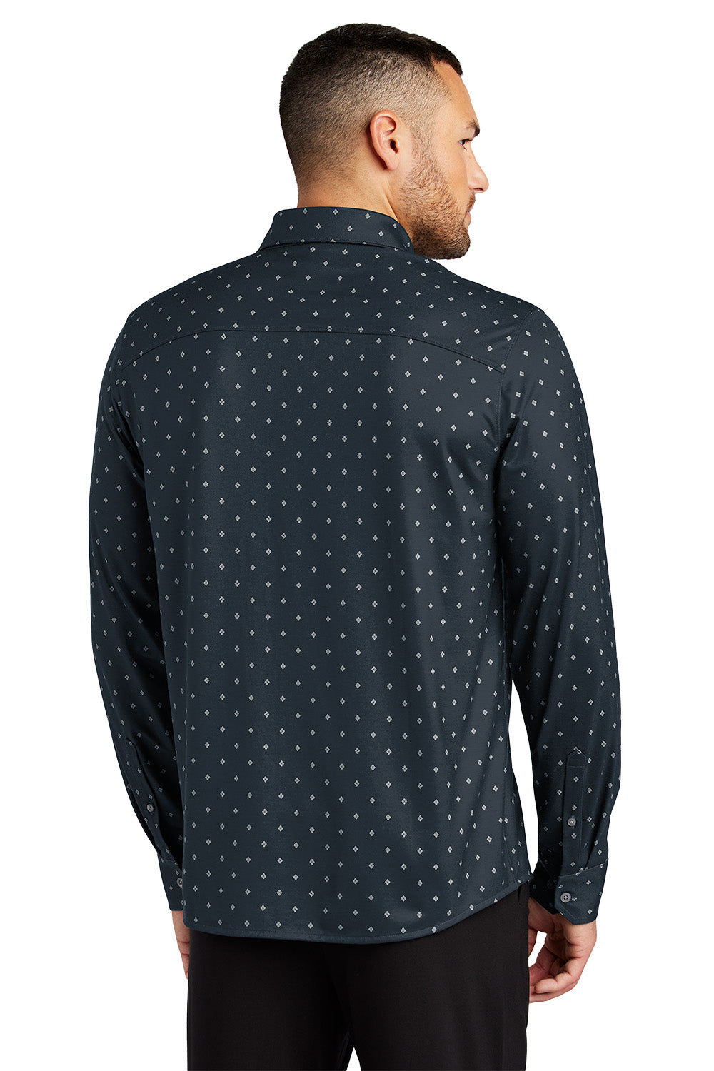 MM1018_NAVYGEODIAMOND_Model_Back.jpg