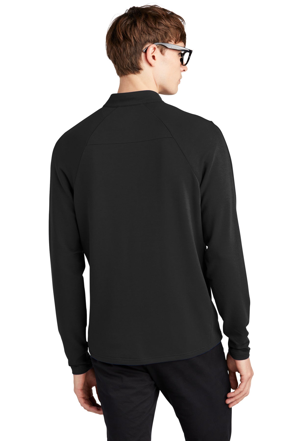 MM3010_deepblack_model_back.jpg